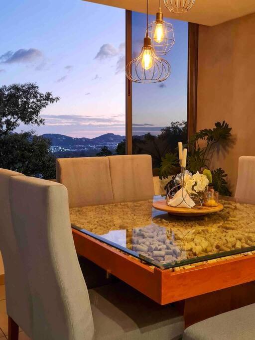 Apartamento Moderno Con Vista A La Ciudad *