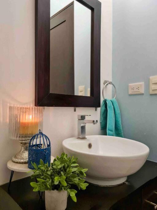 Apartamento Moderno Con Vista A La Ciudad San Salvador